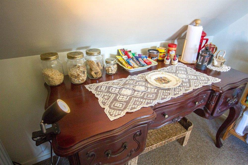 פאראפאראומו Tudor Manor Bed & Breakfast מראה חיצוני תמונה