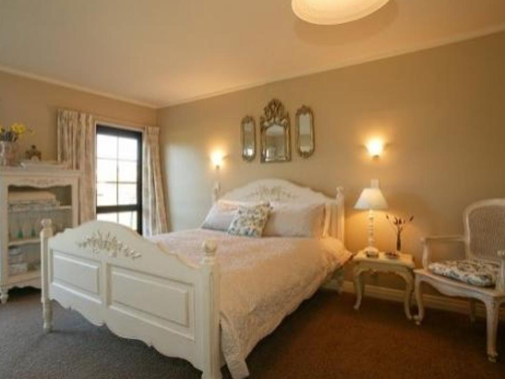 פאראפאראומו Tudor Manor Bed & Breakfast מראה חיצוני תמונה